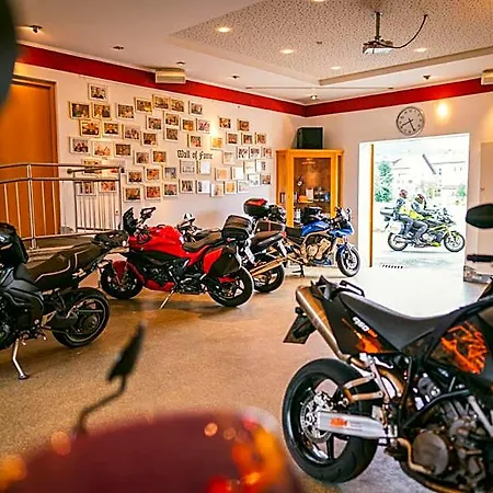 Gailtaler Hof فندق 3*